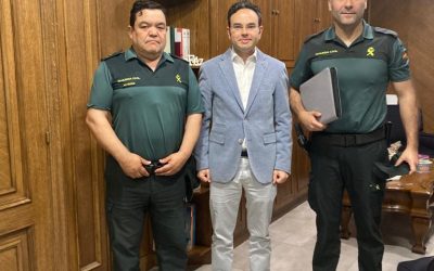 Los farmacéuticos y la Guardia Civil de Ourense colaborarán en el desarrollo de un plan de prevención y mejora de la atención a las personas mayores y colectivos vulnerables de la provincia